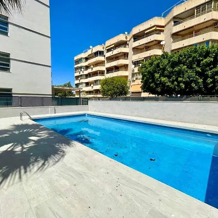 Portus With Pool Daire