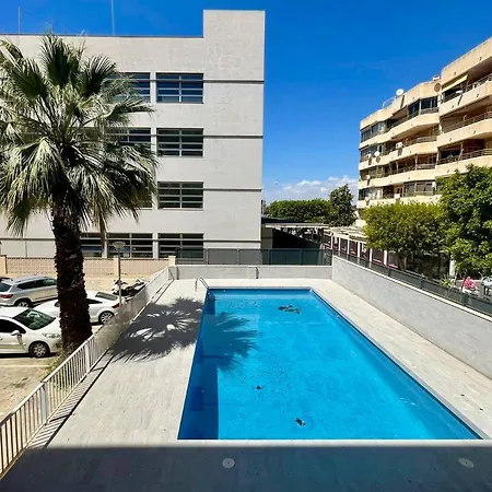 Portus With Pool Apartment